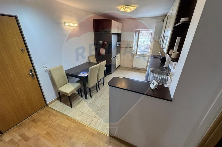 Apartament 4 camere de inchiriat STRAND - Sibiu anunturi imobiliare Sibiu