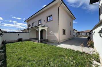 Vilă - 6 camere de vanzare SELIMBAR - Sibiu anunturi imobiliare Sibiu