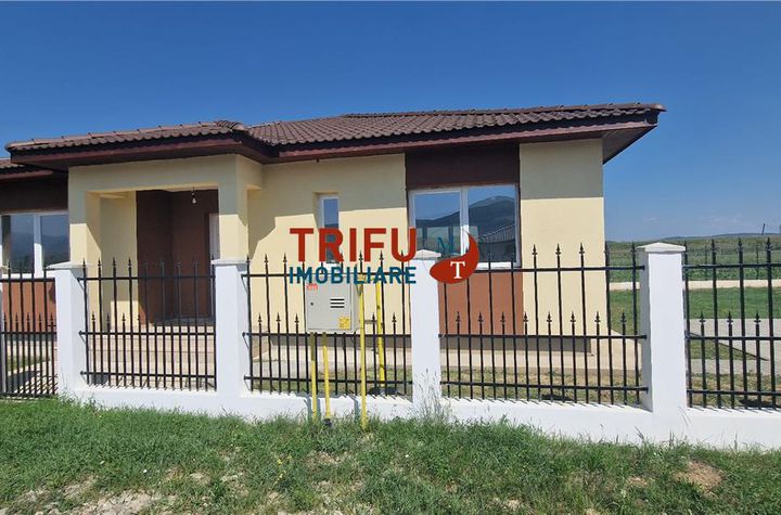 Casă - 4 camere de vanzare CENTRAL - Alba anunturi imobiliare Alba