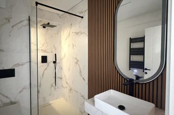 CENTRU CIVIC, APARTAMENT LA BLOC NOU, FINALIZAT anunturi imobiliare Iasi