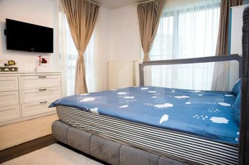 Apartament 3 camere de vanzare TRACTORU - Brasov anunturi imobiliare Brasov