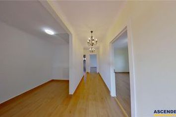 Casă - 4 camere de vanzare EXTERIOR EST - Brasov anunturi imobiliare Brasov