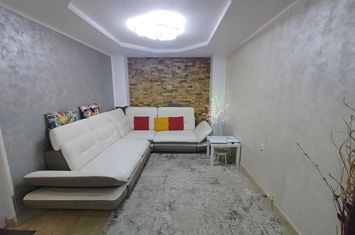Vilă - 8 camere de vanzare COLENTINA - Bucuresti anunturi imobiliare Bucuresti