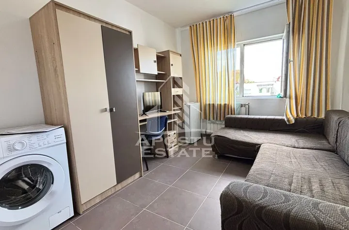 Garsoniera in zona Girocului, 16 mp, ideal investitie anunturi imobiliare Timis