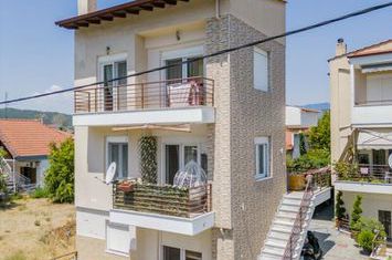 Mezonetă 95 mp în Stavros, la 250 m de mare anunturi imobiliare Grecia