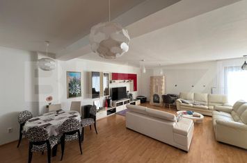 Vilă - 4 camere de vanzare CLUJ-NAPOCA - Cluj anunturi imobiliare Cluj