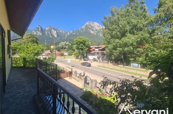 Apartament 8 camere de vanzare BUSTENI - Prahova anunturi imobiliare Prahova