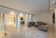 630.000 €, Apartament 3 camere