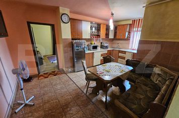 Apartament 2 camere de vanzare BACIU - Cluj anunturi imobiliare Cluj