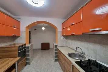 Apartament 2 camere de vanzare BANCA NATIONALA - Bacau anunturi imobiliare Bacau