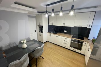 Apartament 4 camere de vanzare ARAD - Arad anunturi imobiliare Arad