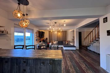 Vilă - 3 camere de vanzare BOD - Brasov anunturi imobiliare Brasov