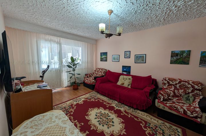Apartament 3 camere de vanzare ORIZONT - Bacau anunturi imobiliare Bacau