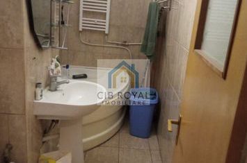 Inchiriez garsoniera zona Nerva Traian, Str. Anastasie Panu, la 8 minute metrou Timpuri Noi,proaspat igienizata. anunturi imobiliare Bucuresti