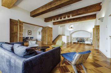 Vilă reprezentativă Zona Dacia–Grădina Icoanei /Ideal firma-Ambasada anunturi imobiliare Bucuresti
