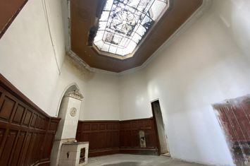 Casă - 8 camere de vanzare DACIA - Bucuresti anunturi imobiliare Bucuresti