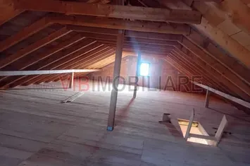 Teren intravilan 16.000 mp | Livadă mixtă | Front stradal 85 ml | Utilități complete anunturi imobiliare Timis