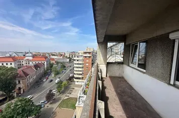 Apartament 4 camere – Ultracentral, Bld. Magheru, Oradea-154.900 euro anunturi imobiliare Bihor