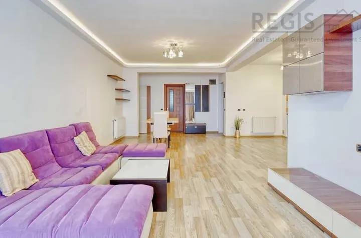 Apartament 3 camere de vanzare TRACTORUL - Brasov anunturi imobiliare Brasov