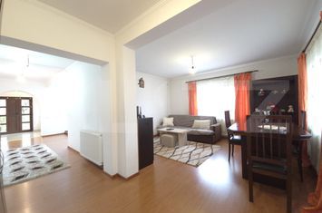 Vilă - 5 camere de vanzare BUCIUMENI - Dambovita anunturi imobiliare Dambovita
