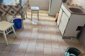 Apartament 3 camere de vanzare SUD - Vrancea anunturi imobiliare Vrancea