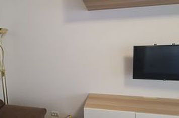 Basarabia Tina Petre 2 camere etaj intermediar liber anunturi imobiliare Bucuresti