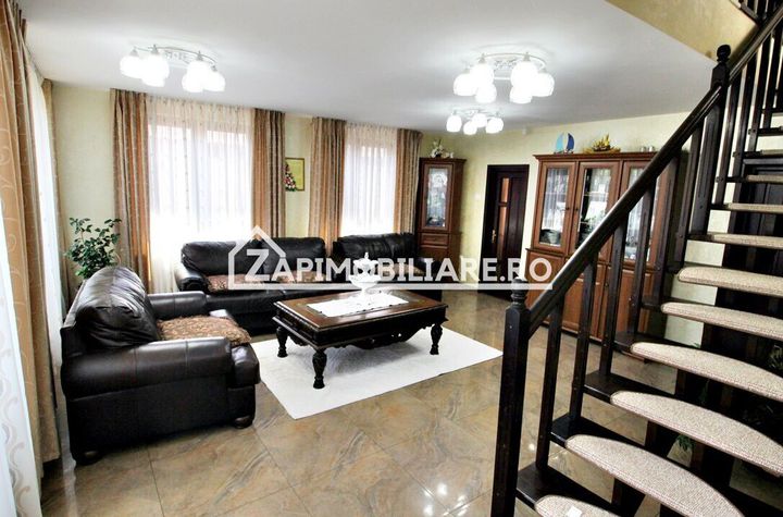 Casa 5 camere, 250 mp,3 băi,2.500mp teren,  0% comision anunturi imobiliare Mures