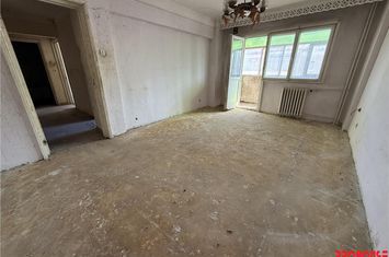 Apartament 2 camere de vanzare CENTRAL - Bacau anunturi imobiliare Bacau