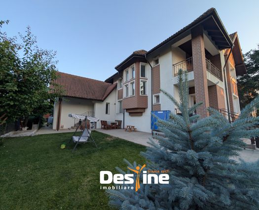 Vilă 6 cam Iasi, 180 mp, P+1+M