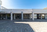 150.000 €, Spațiu comercial