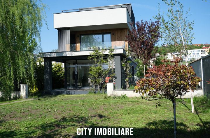 Casă - 6 camere de vanzare BORHANCI - Cluj anunturi imobiliare Cluj