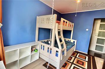 Apartament 4 camere de vanzare ASTRA - Brasov anunturi imobiliare Brasov