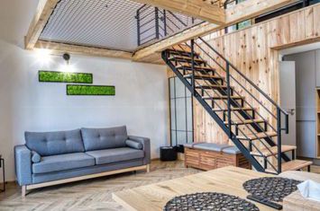 Casă - 2 camere de vanzare SINAIA - Prahova anunturi imobiliare Prahova