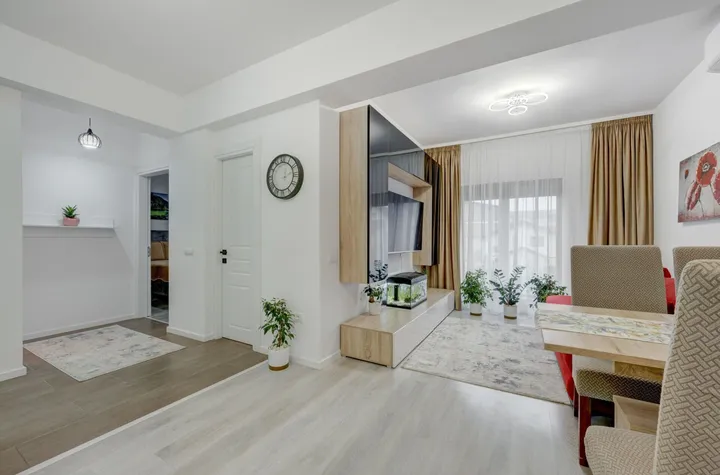 APARTAMENTUL SUPERB decomandat, et. 1/3 ! Bloc 2019 anunturi imobiliare Bucuresti