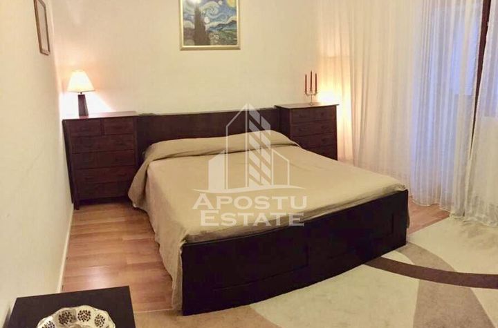 Apartament o camera, balcon si bucatarie inchisa, centrala proprie anunturi imobiliare Timis
