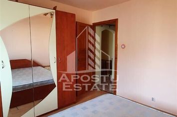 Apartament cu 3 camere, decomandat, etaj intermediar, Freidorf anunturi imobiliare Timis