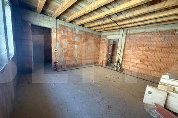 Casă - 4 camere de vanzare BOTOSANI - Botosani anunturi imobiliare Botosani
