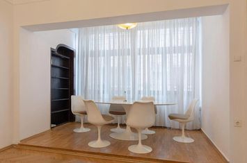 Inchiriere hochparter vila D+P+1+M Cotroceni metrou Parc Romniceanu anunturi imobiliare Bucuresti