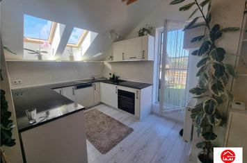 Apartament 2 camere de vanzare UNIRII - Mures anunturi imobiliare Mures