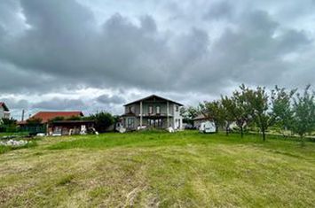 Casă - 3 camere de vanzare LES - Bihor anunturi imobiliare Bihor