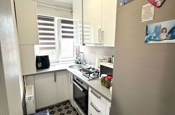 Apartament 3 camere de vanzare CIRCUMVALATIUNII - Timis anunturi imobiliare Timis
