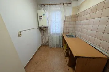 Apartament 2 camere de vanzare BACAU - Bacau anunturi imobiliare Bacau