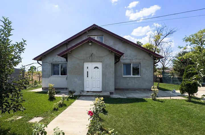 Casă - 4 camere de vanzare BIRUINTA - Constanta anunturi imobiliare Constanta