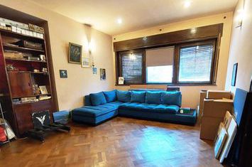 Apartament 2 camere de vanzare DEMOCRATIEI - Prahova anunturi imobiliare Prahova