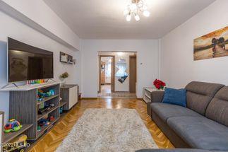 Apartament 3 camere de vânzare Brasov - Centrul Civic
