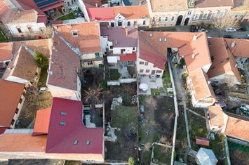 Teren în curte interioară, zonă centrală Arad anunturi imobiliare Arad