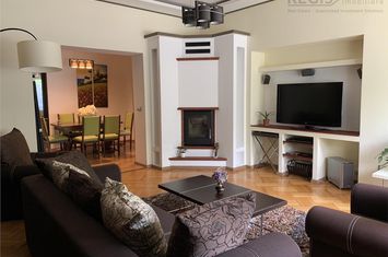 Apartament 3 camere de inchiriat ULTRACENTRAL - Brasov anunturi imobiliare Brasov
