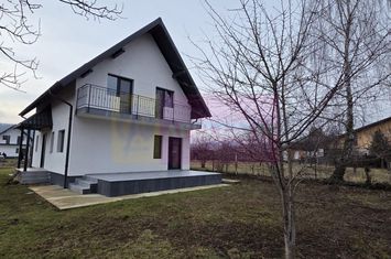 Vila de vanzare cu 4 camere in Brebu anunturi imobiliare Prahova