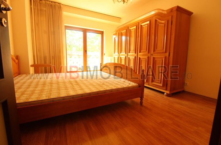 Apartament 3 camere de inchiriat UNIRII - Bucuresti anunturi imobiliare Bucuresti