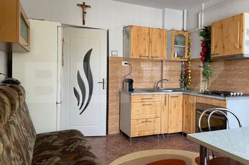 Apartament 2 camere de vanzare CUGIR - Alba anunturi imobiliare Alba